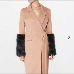 2017 Lavish Alice faux fur cuff coat
